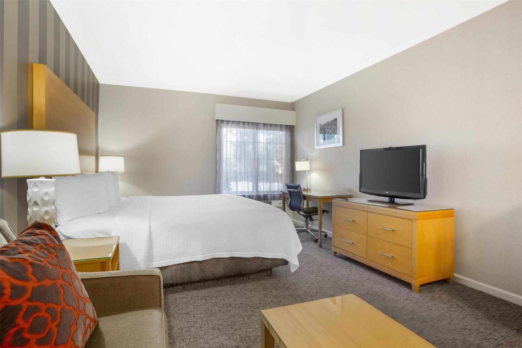 Best Western Plus Dixon Davis Exteriér fotografie