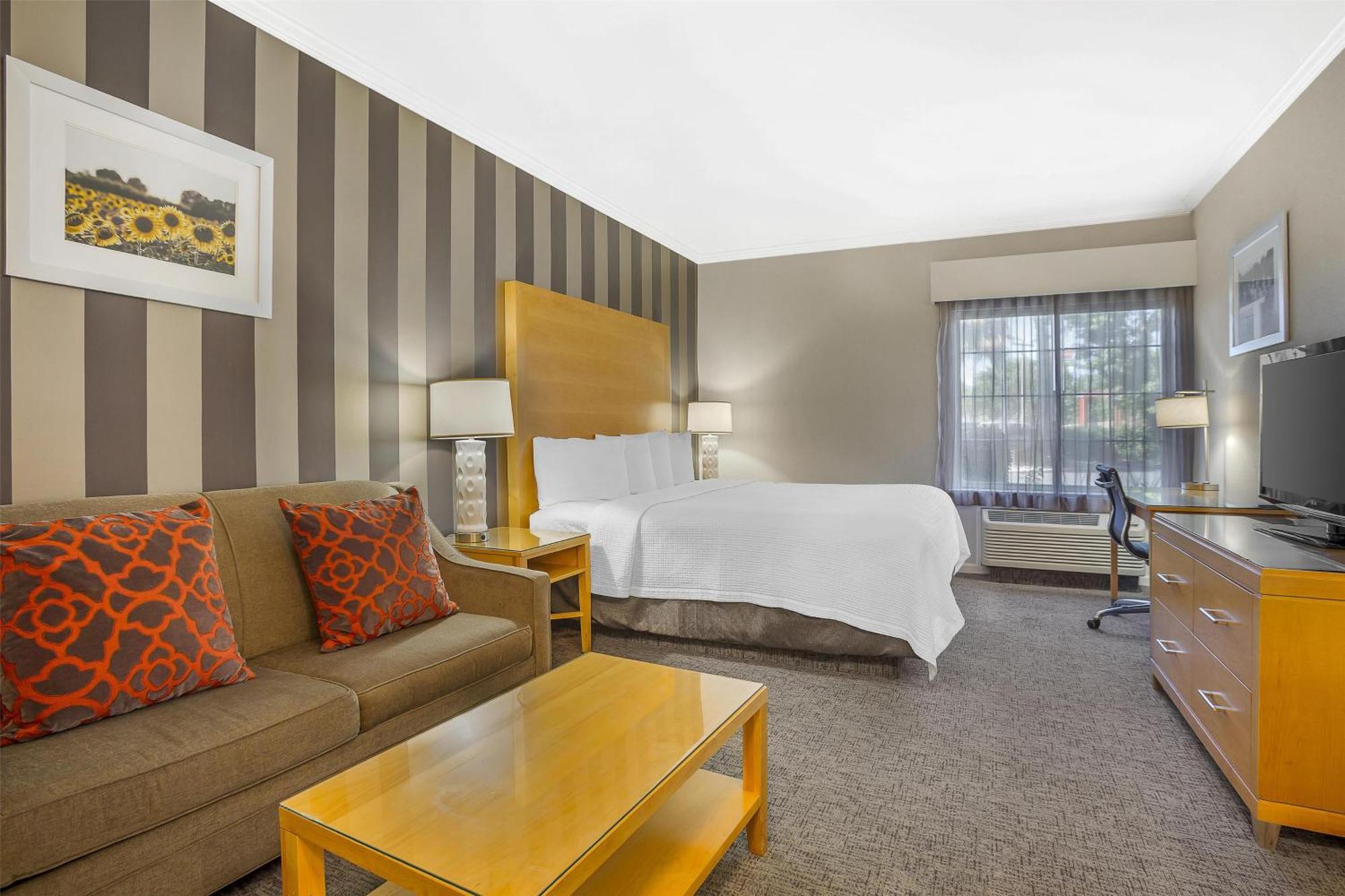Best Western Plus Dixon Davis Exteriér fotografie