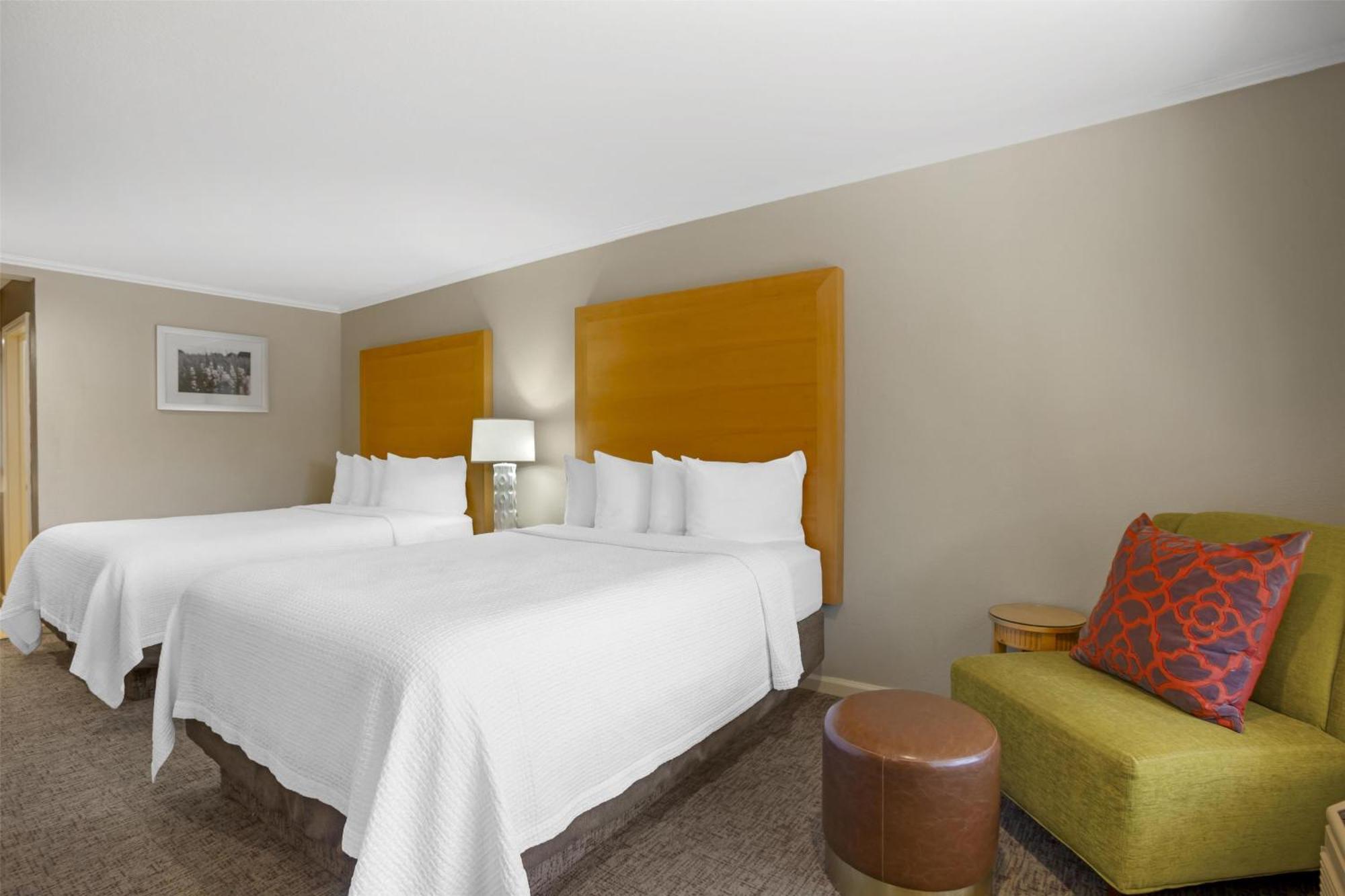 Best Western Plus Dixon Davis Exteriér fotografie