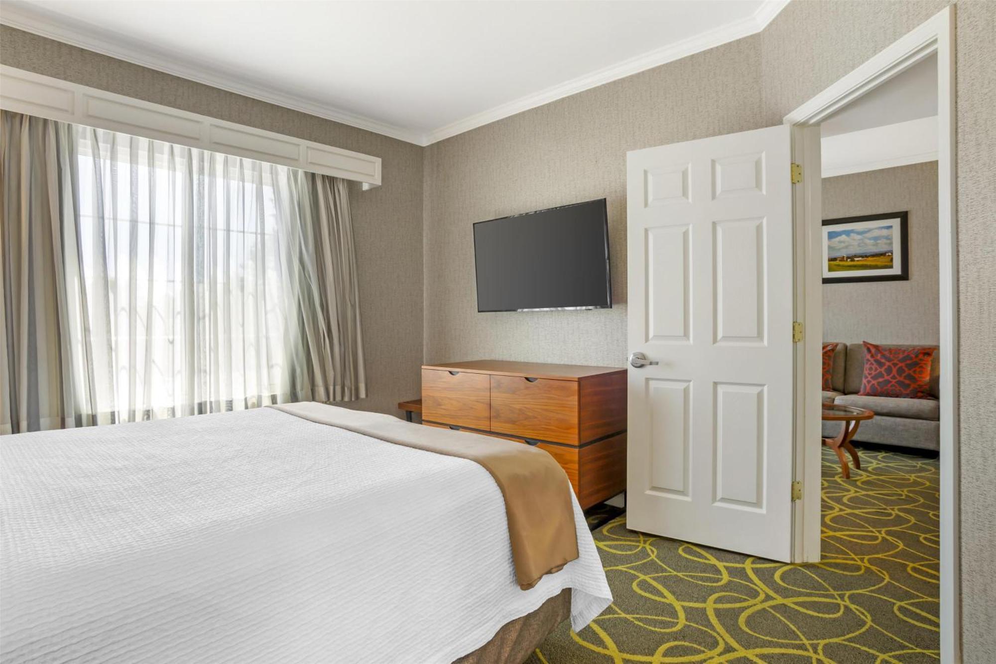 Best Western Plus Dixon Davis Exteriér fotografie